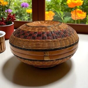 Rear Chinese Woven Basket with Lid, 7”W x 4.5”T w/ lid on.
